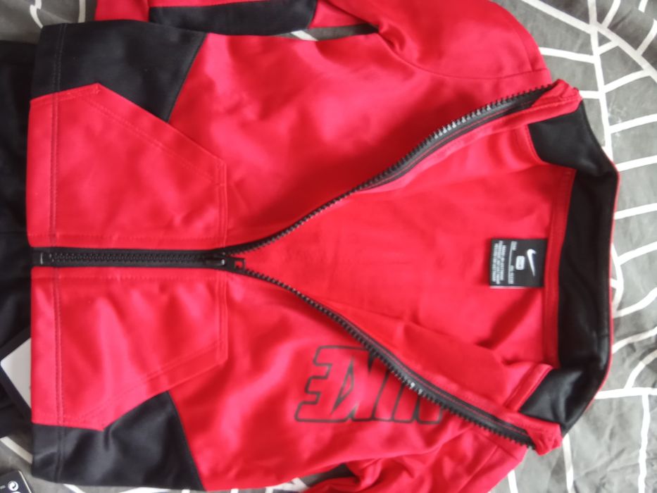 Нов оригинален анцуг Nike размер 86-92