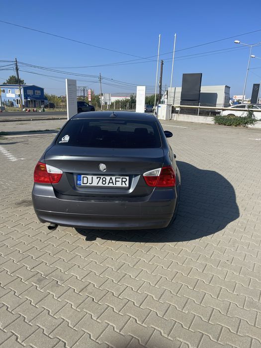 BMW seria 3 (E90 320I)  178000 km in crestere