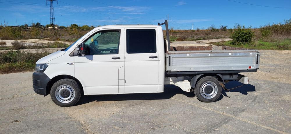 Volkswagen Transporter T6 2018 6locuri  DOKA