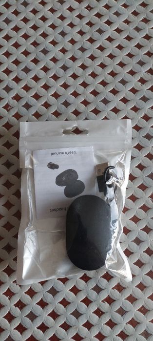 Блутут       слушалки