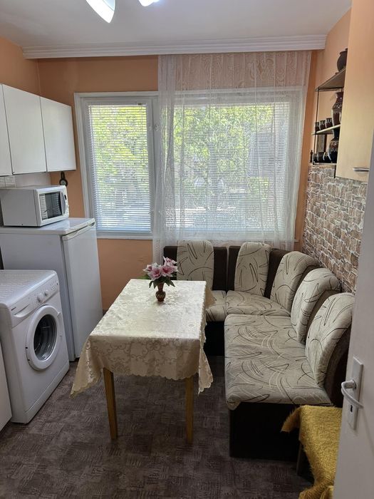 Дава се под наем Двустаен апартамент в Пловдив, Каменица 1 - 68 кв.м за 409 € - Снимка #2