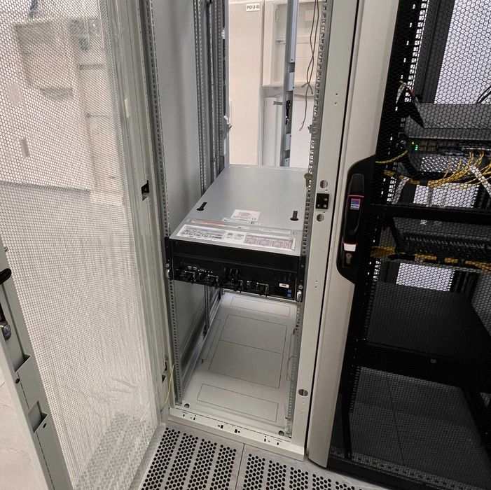 AI/GPU сървъри по поръчка | 3 г. гаранция | PRO6000/H200/B300 | VAST AI