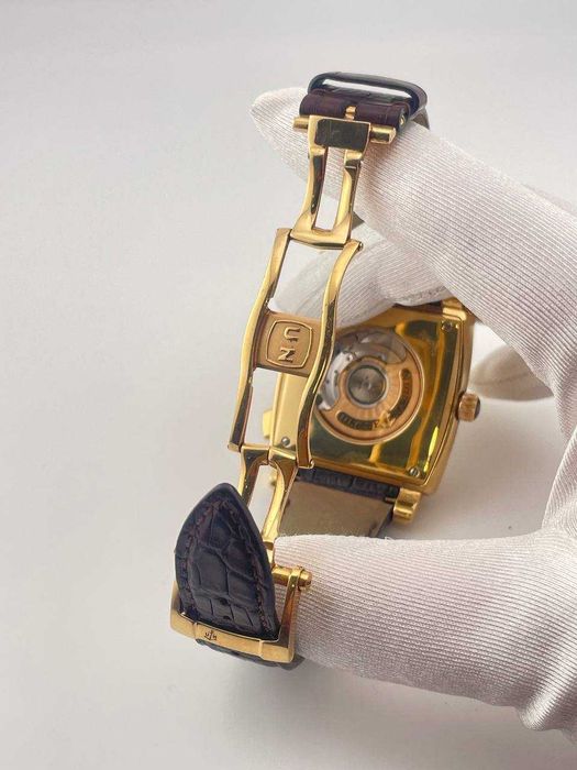 Часы Ulysse Nardin Quadrato Dual Time