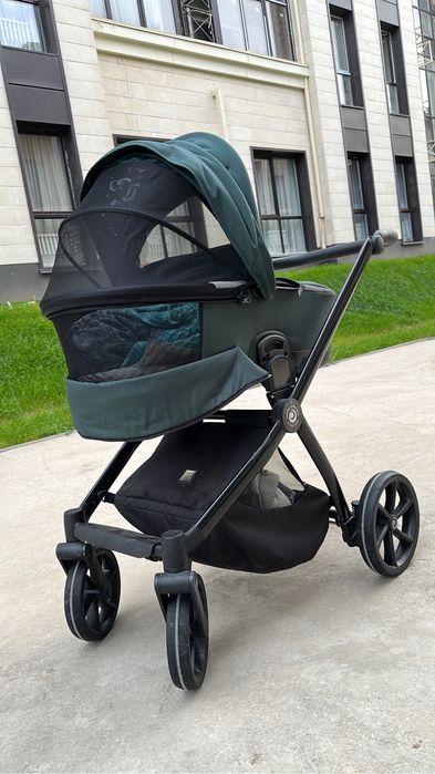 Коляска 2 в 1 Tutis mio plus + кроватка трансформер