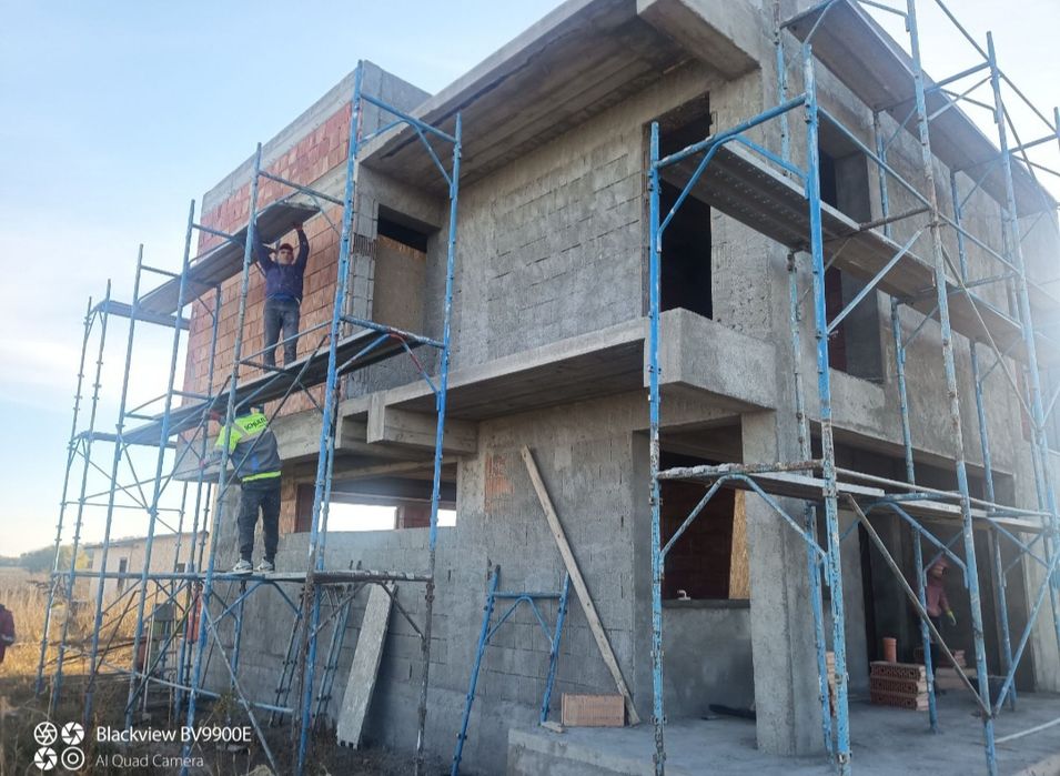 Constructii,amenajari int -ext..