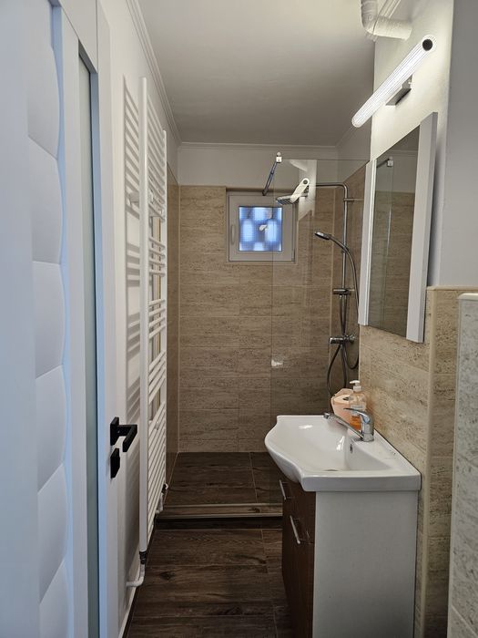 Apartament 2 camere Targu-Jiu  etajul 2