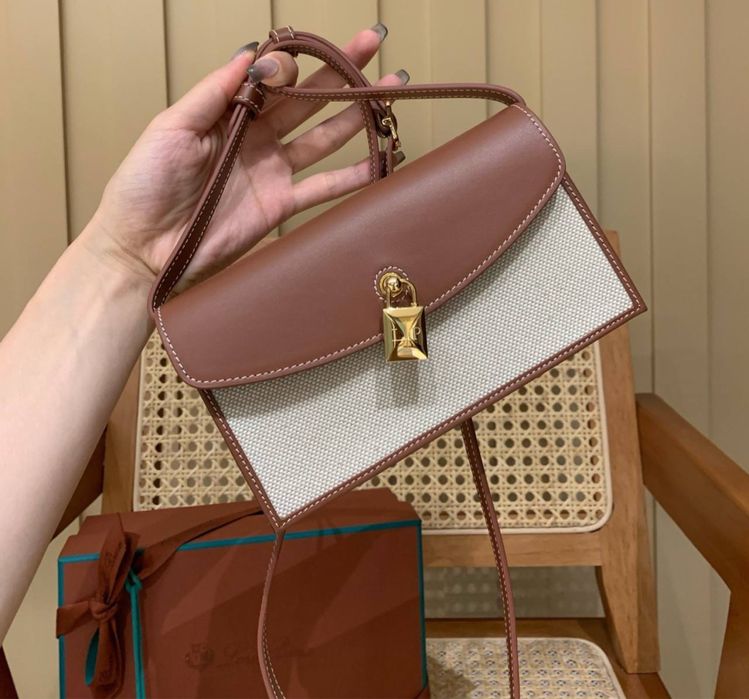 Geanta Loro Piana Extra Pochette Banaudo