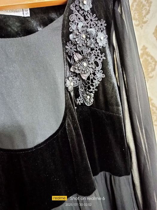 Продам платье вечернее черное