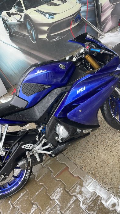 Yamaha YZF R125 2015