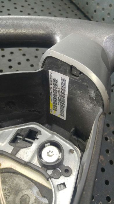 Volan in 3 spite opel astra h 13150288ah