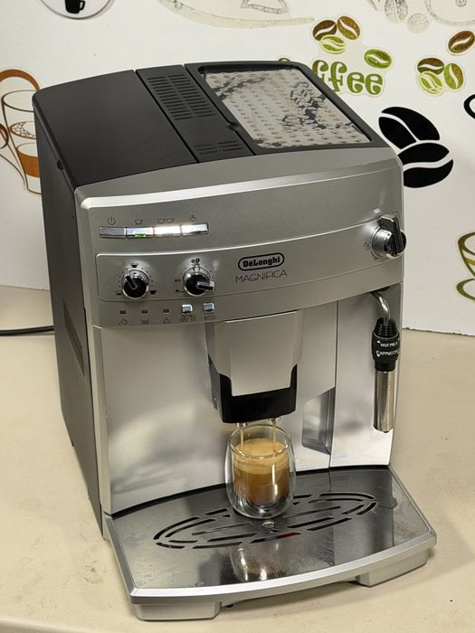 Кафемашина кафе автомат delonghi magnifica с гаранция
