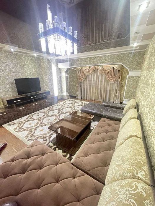 Сдаётся 3к квартира на Айбек метро