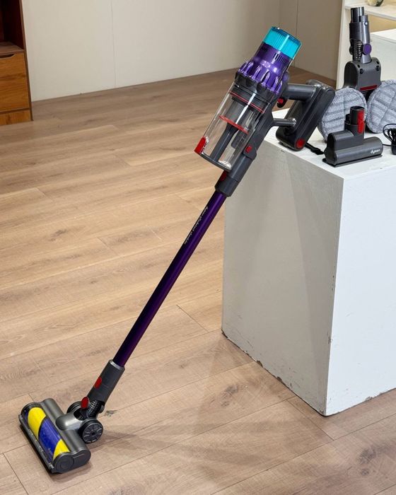 Пылесос Дайсон для уборки