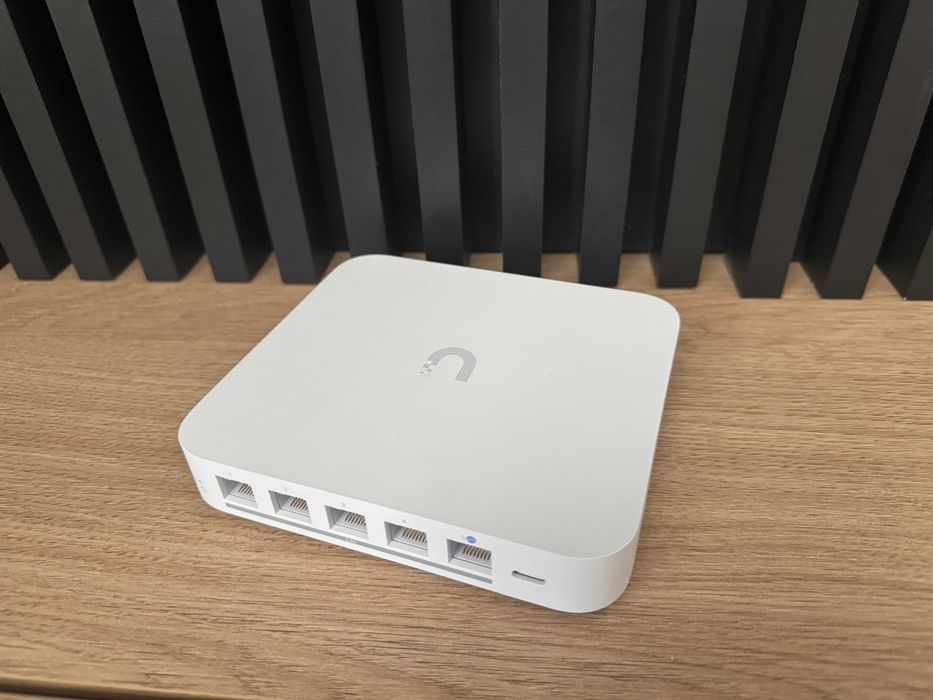 Router Ubiquiti Unifi Gateway Max UXG-MAX