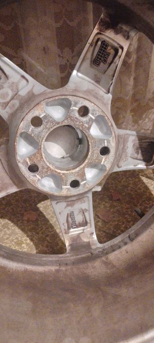 Джанти с гуми 17цола за Ауди