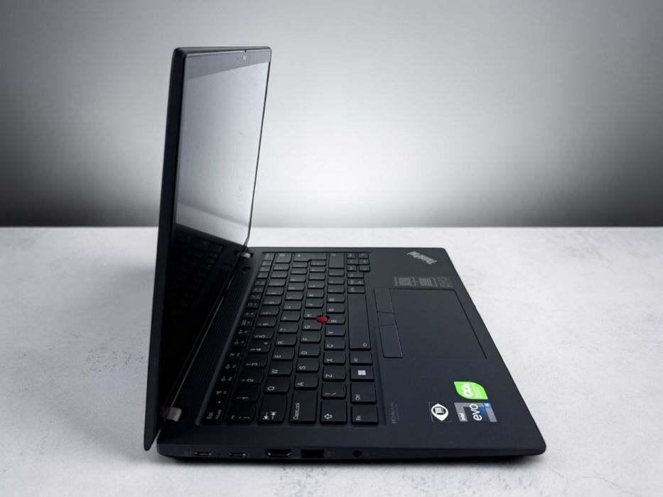 Лаптоп Lenovo ThinkPad T14s Gen 3 14" WUXGA i5-1235U 16RAM 256SSD Гаранция!