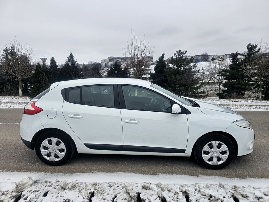 Renault Megane 1.5 dci / 2012 / Euro 5 / Navi /