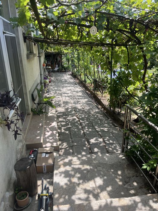 Къща под наем в село Веселие