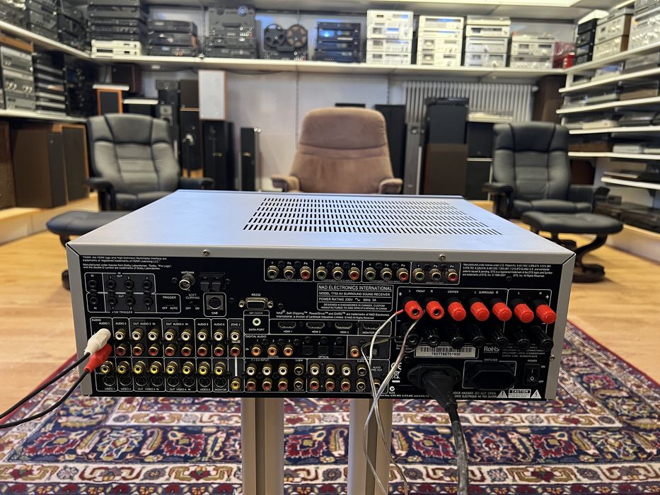Surround Sound Receiver Amplificatir NAD-T755
