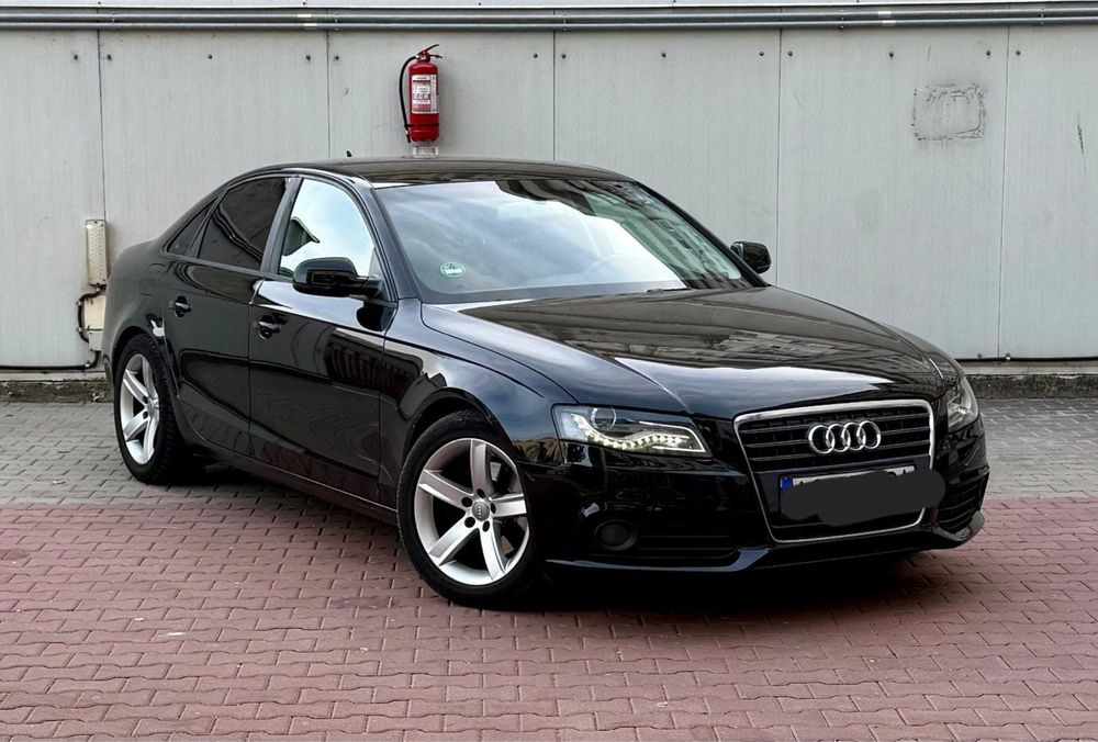 Audi A4 Limuzina