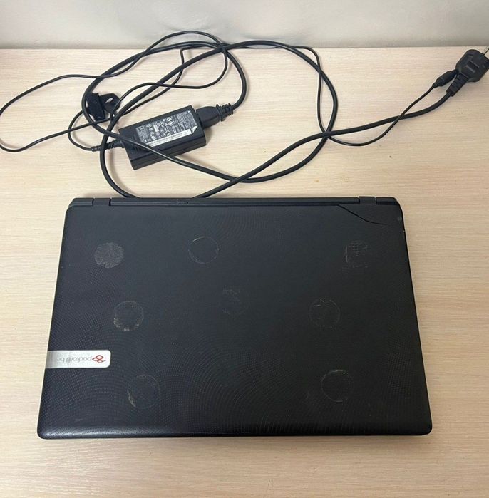 Продам ноутбук Packard Bell