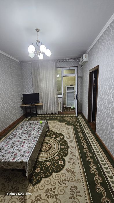 Аренда. метро  беруний 1.хонали 2.хонали клинган оилага берилади