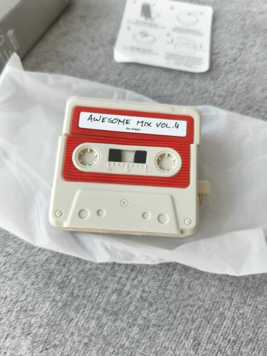Husă Elago Cassette Tape Case – AirPods 4, alb clasic