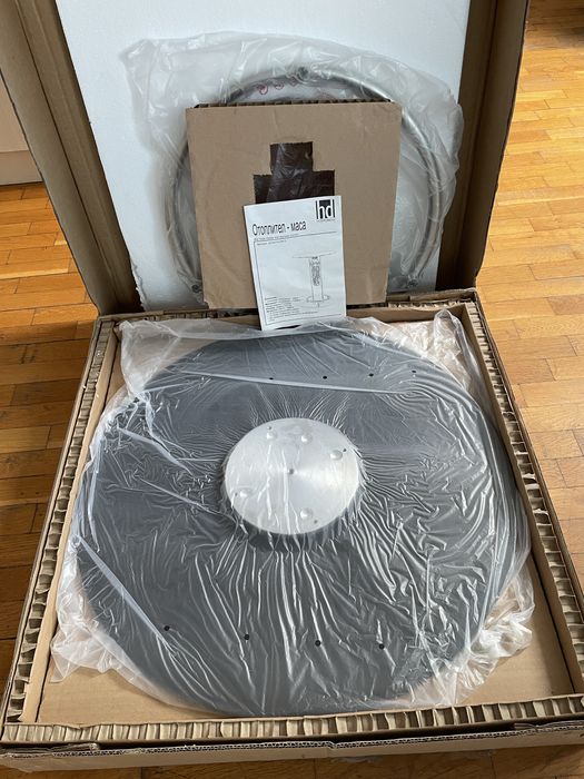 Нова, стилна отоплителна маса