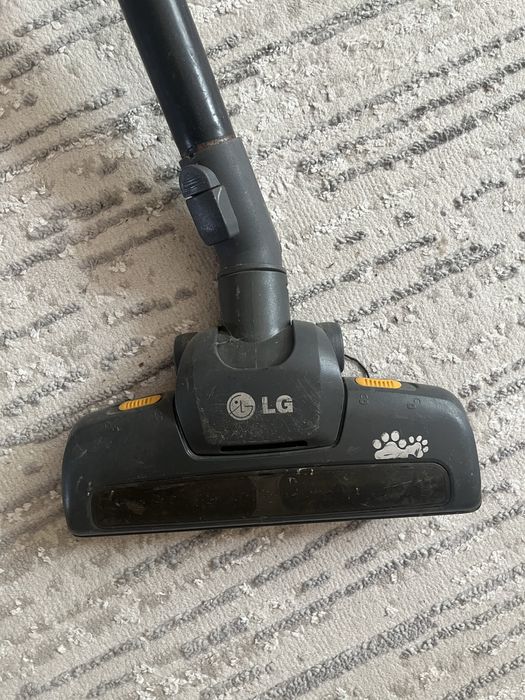 Пылесос LG, 2019г