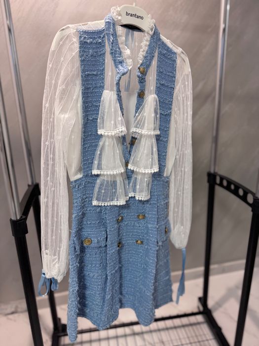 Синя рокля с копчета