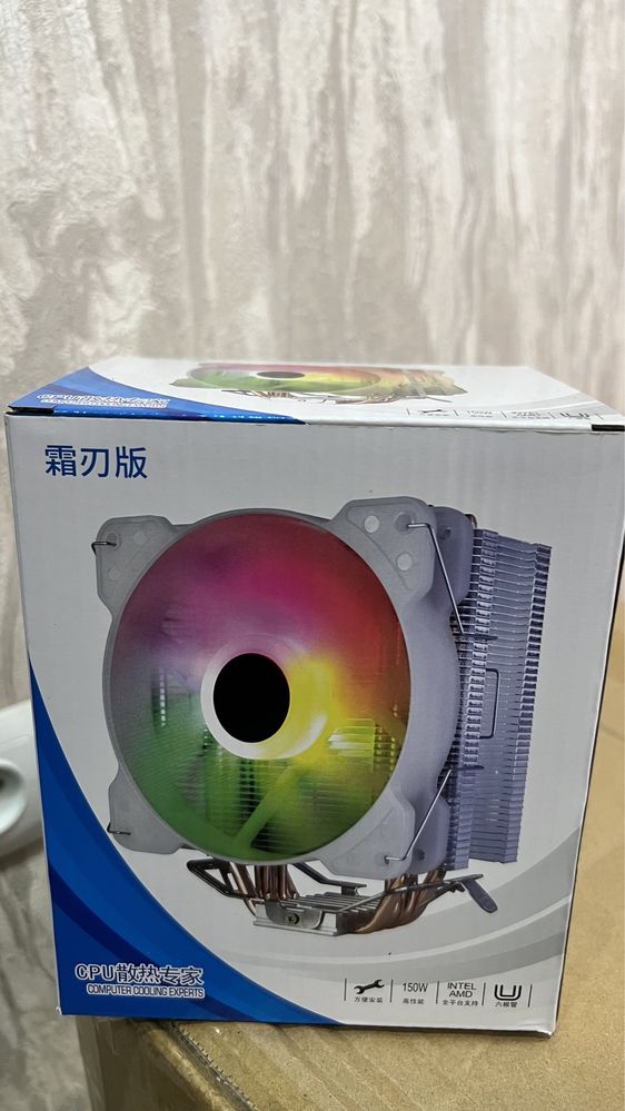Мощный кулер с RGB подсветкой на все сокеты в количестве: 13 у.е ...