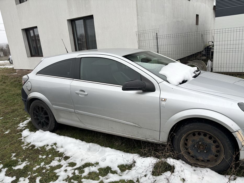 Opel Astra H GTC