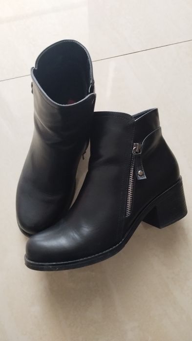 Botine femei negre