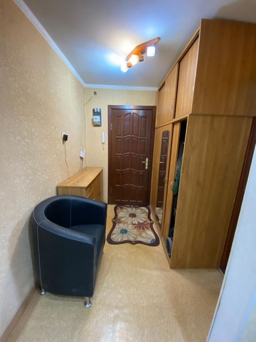 Продам квартиру 4 комнатную