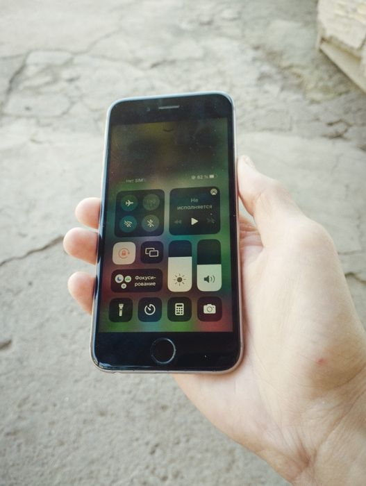 Продам iPhone 6s