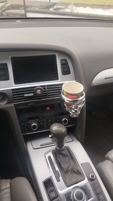 Vînd audi A6 C6 nu schimb