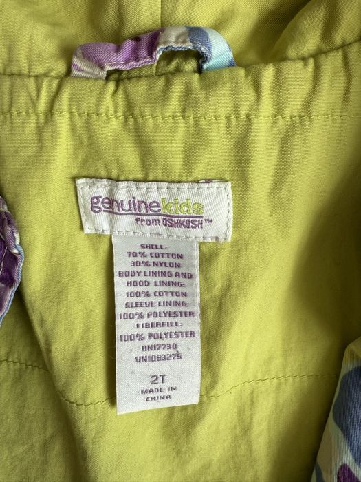 Фирменная верхняя одежда на девочку