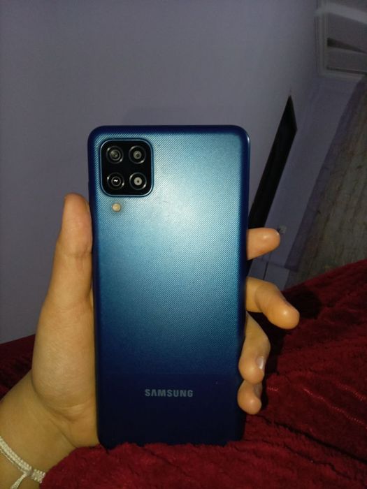 Samsung Galaxy M12