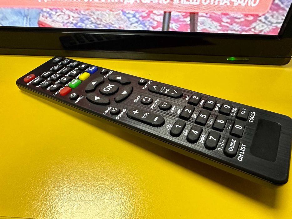 Телвизор LCD tv Medion  24"  12 \ 220v