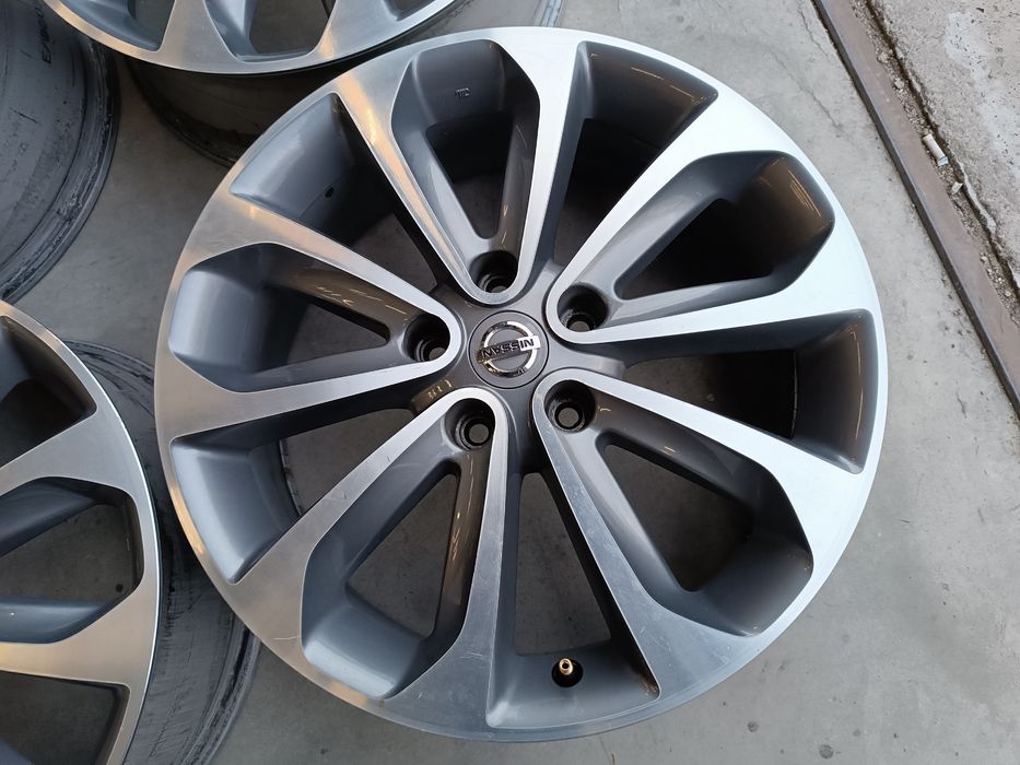 Jante aliaj 5x114.3 r18 Nissan Qashqai , X-Trail , Juke, Dacia Duster,