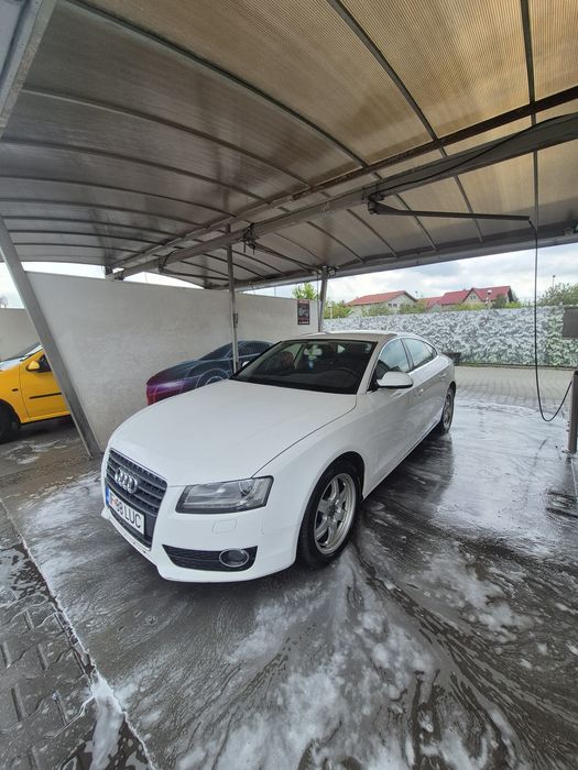Vand Audi A5 2011