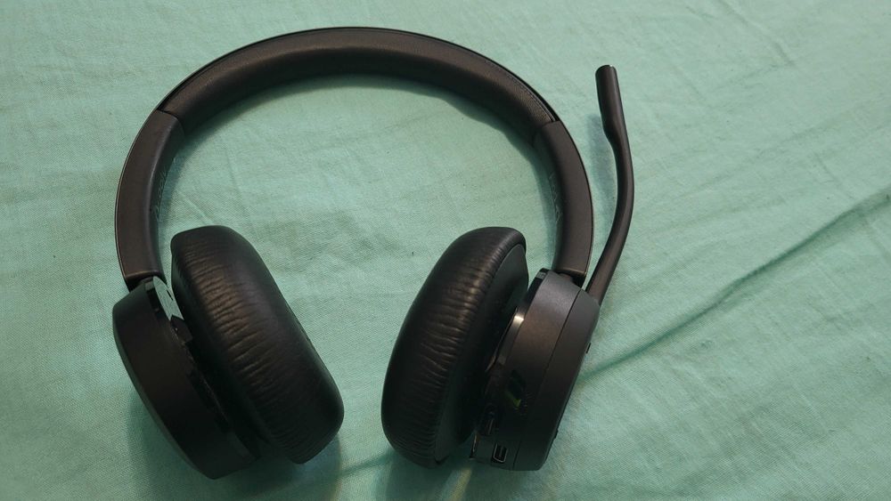 Casca Plantronics Voyager POLY V4320 Usb C cu microfon fuctionale