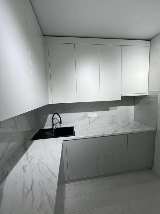 Продам 1 ком кв 56 м2 в районе детской больницы