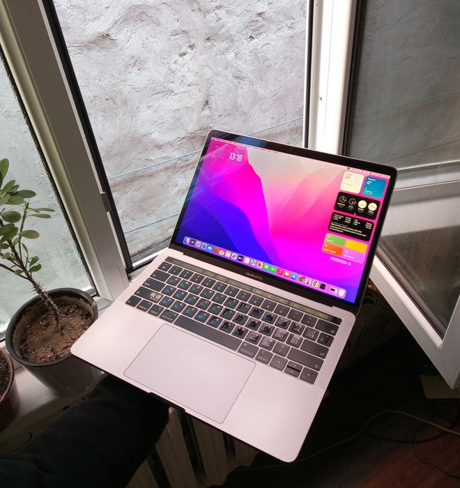 Срочно Apple MacBook PRO. Touch ID. Версия PRO.