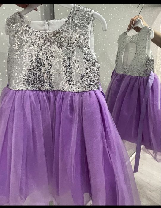 Продам нарядные платья