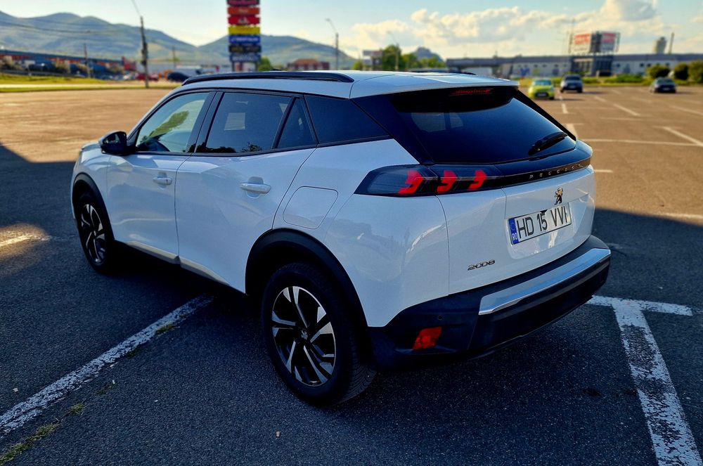 PEUGEOT 2008 2021 — imagine 5
