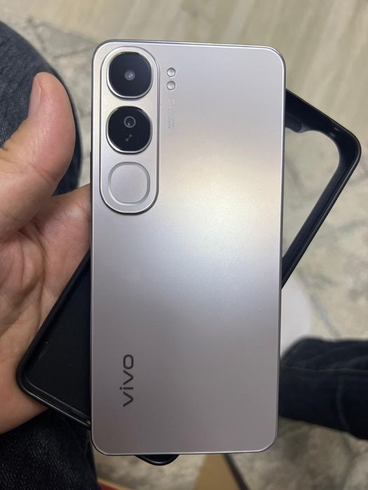 Vivo V40 Lite  16/256 новый