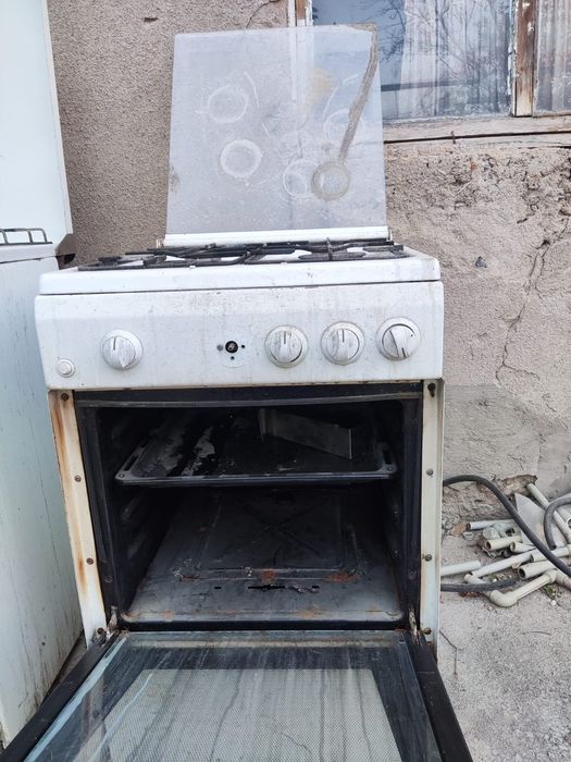Газовая плита продам