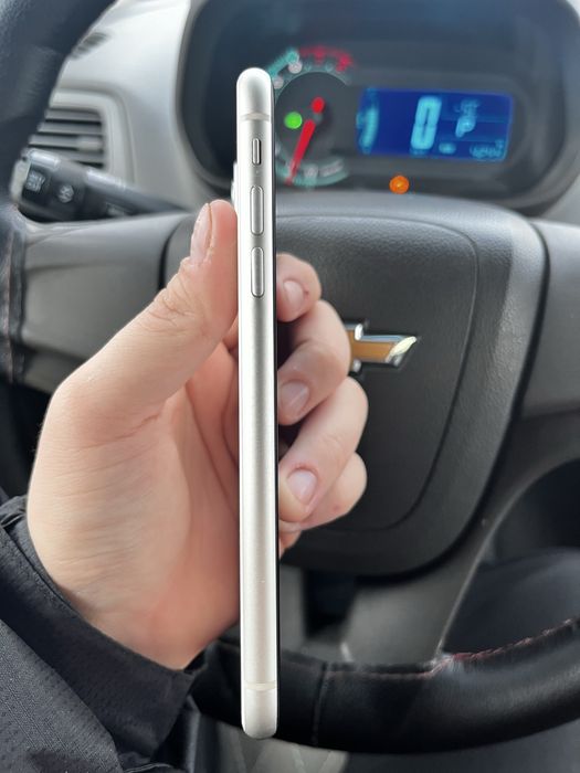 Iphone 11 128 гб емкость 73