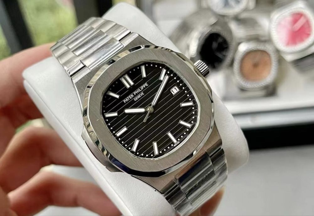 Ceasuri de barbati si femei